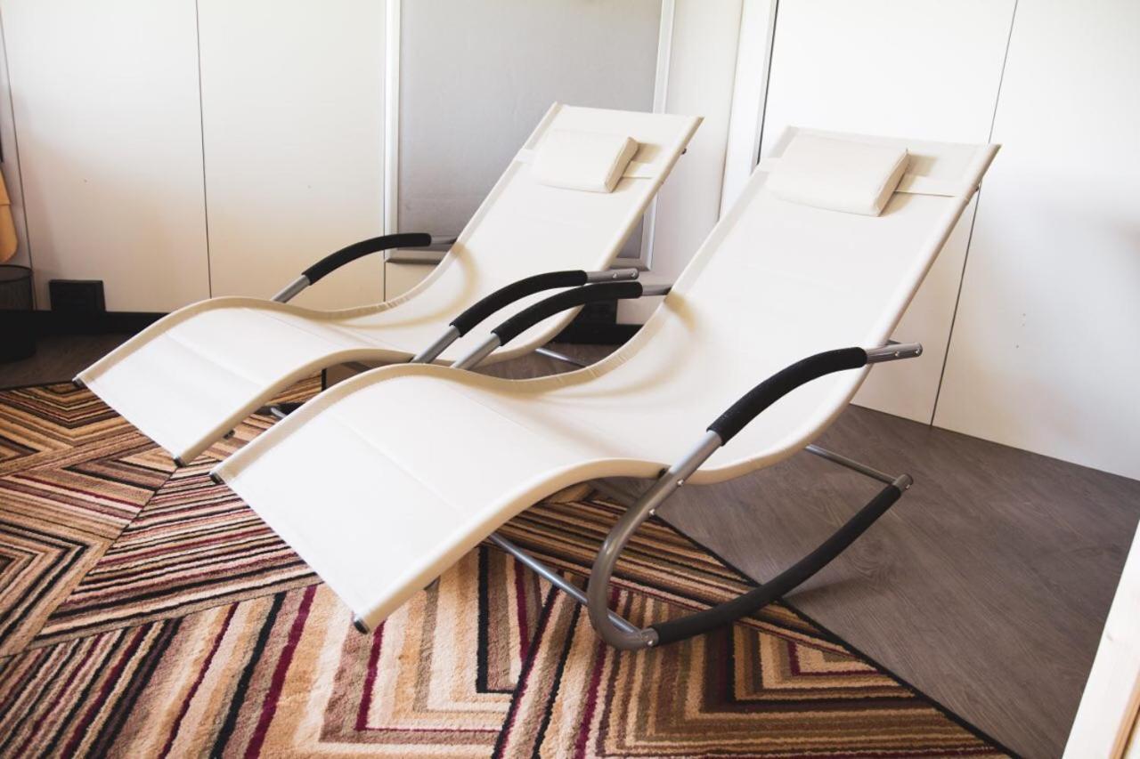Nifty Intera Villa Con Piscina Relax, Idromassaggio E Sauna Muscletto エクステリア 写真